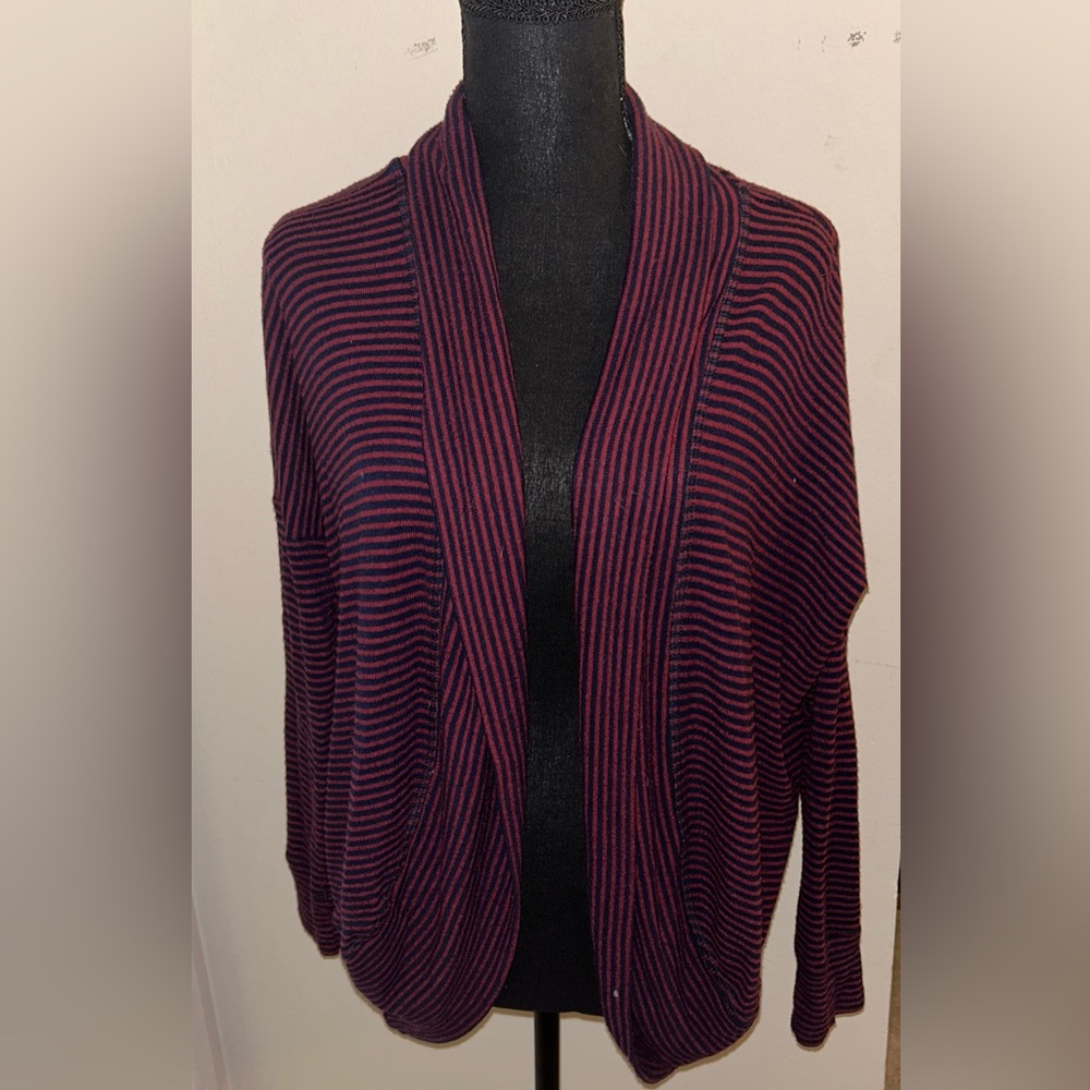 Sundry Evereve Burgundy and Navy Striped Cardigan M Medium
